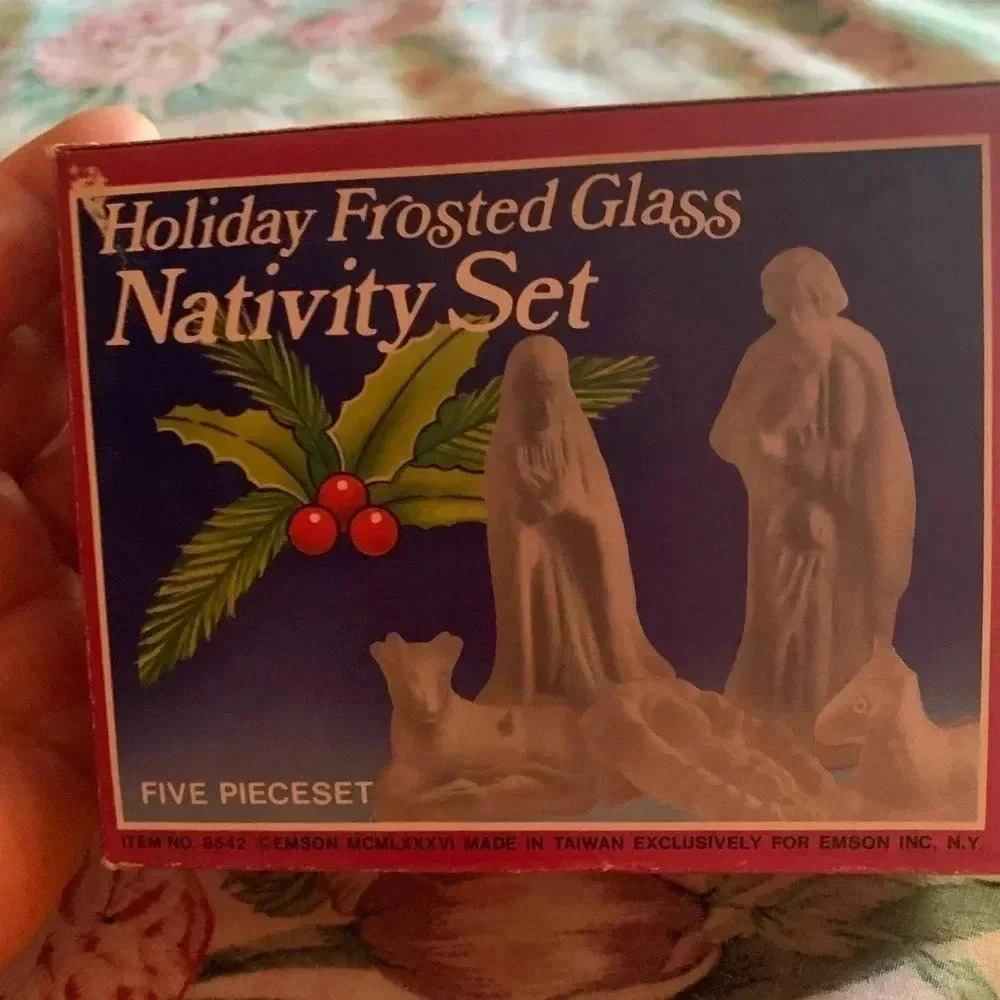 Holiday Frosted Glass Native Set
